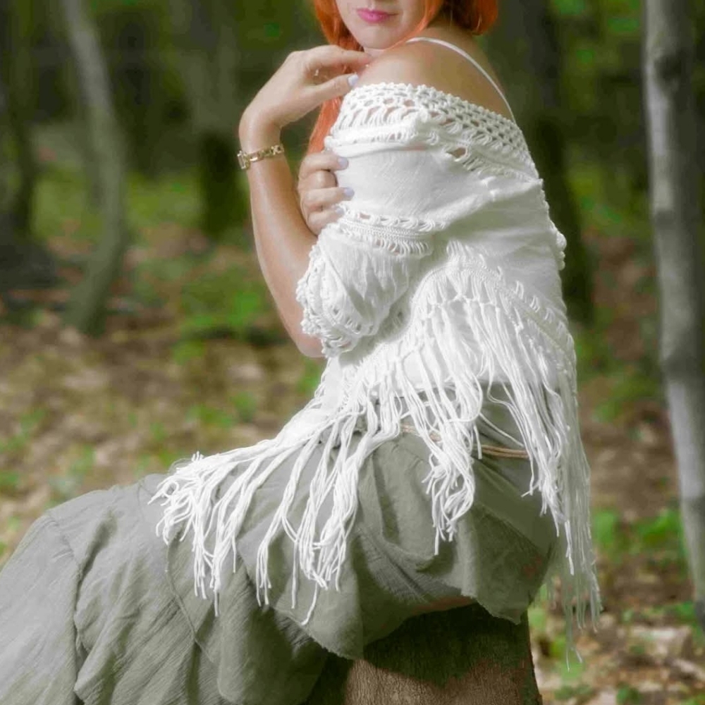 Elegant White Bohemian Top Fringe Shawl M - Picture 5 of 5